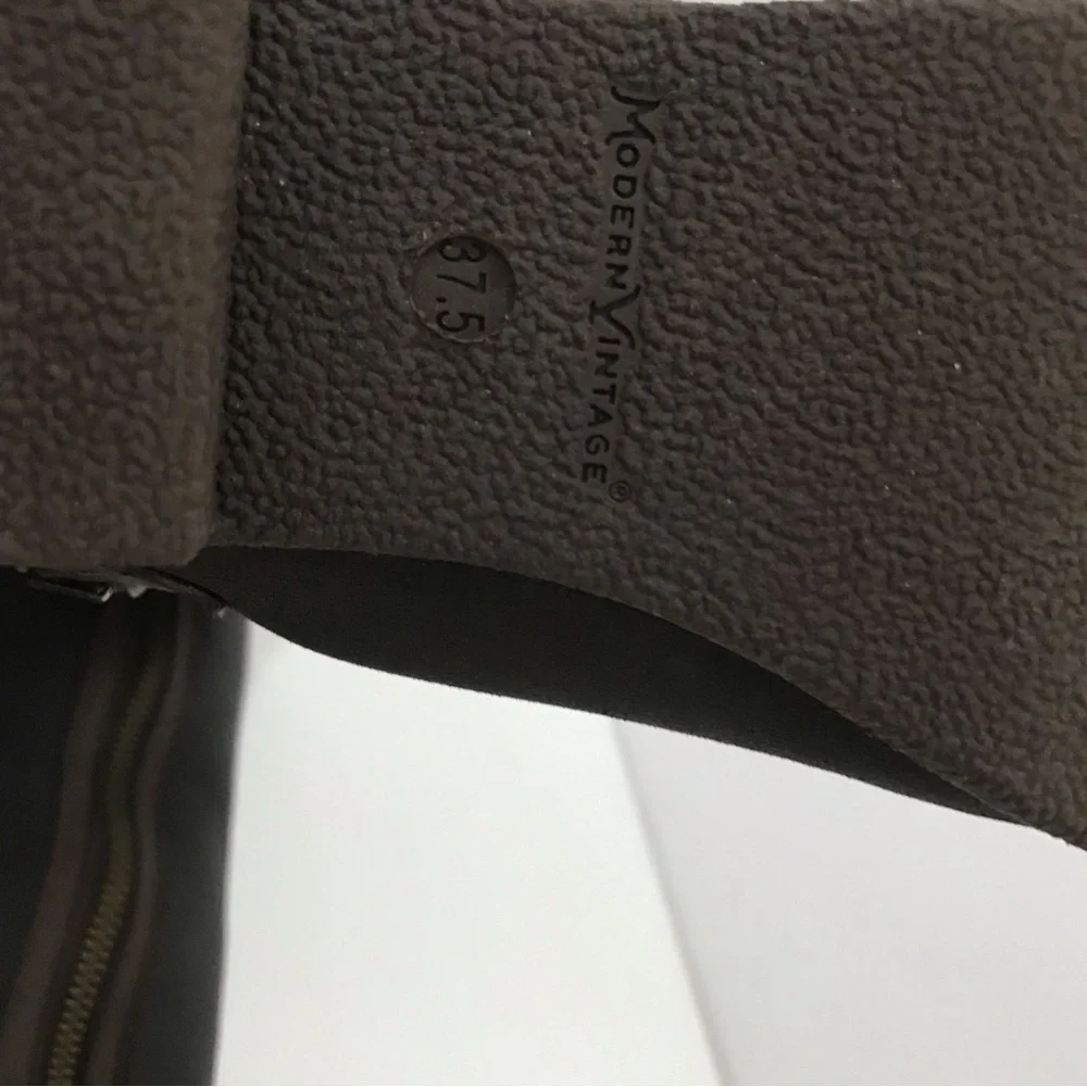 Modern Vintage Women's Leather Equestrian Riding Boots Brown Size 37.5/US 7